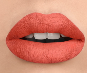 Isa Liquid Matte Lipstick